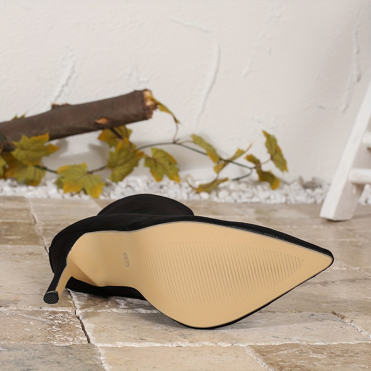 Elise - Chelsea boots met puntige neus en hoge hak