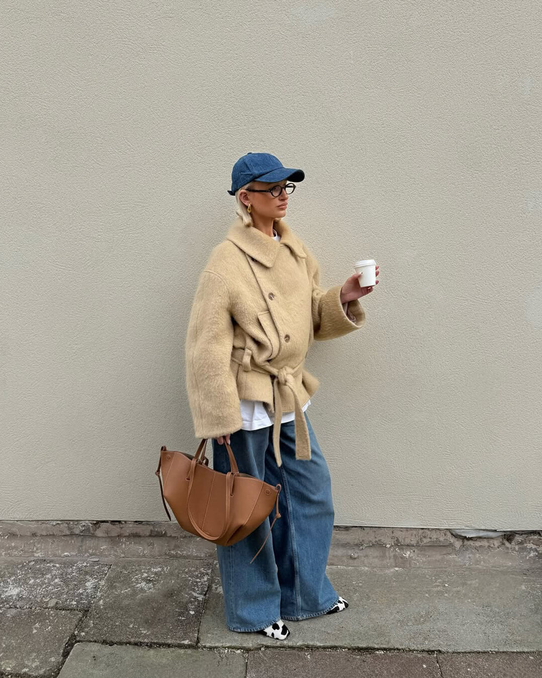 Beige Wool Winterjas Dames Oversized met Ceintuur en Knoopsluiting