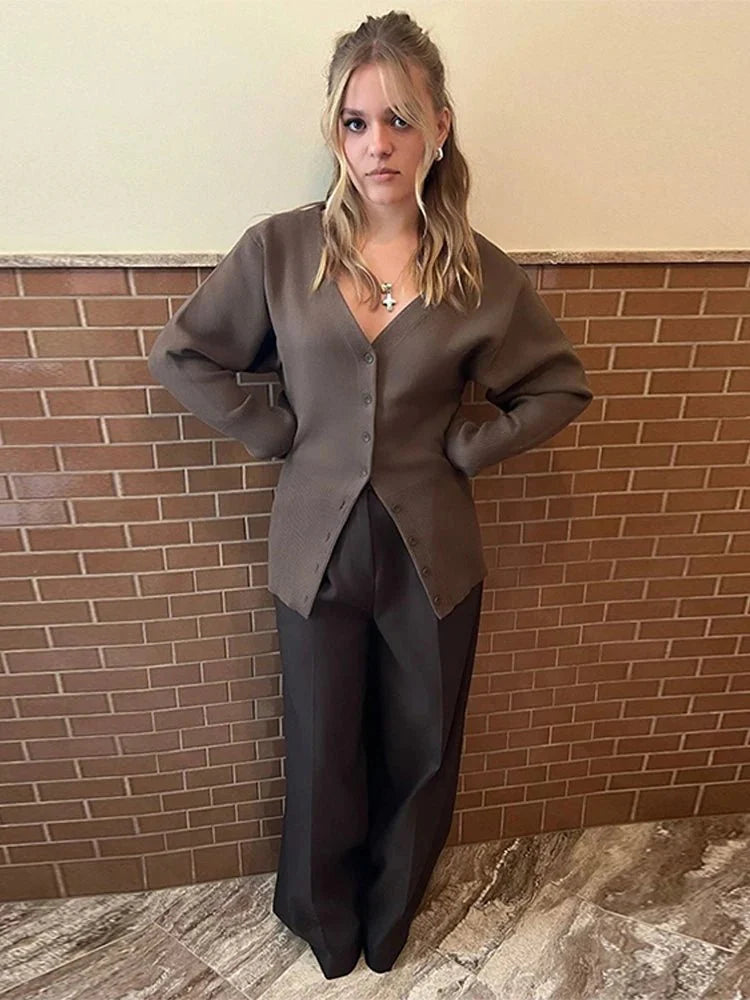 Bruin Cardigan Dames Gebreid Elegant V hals Slim Fit Knoopsluiting