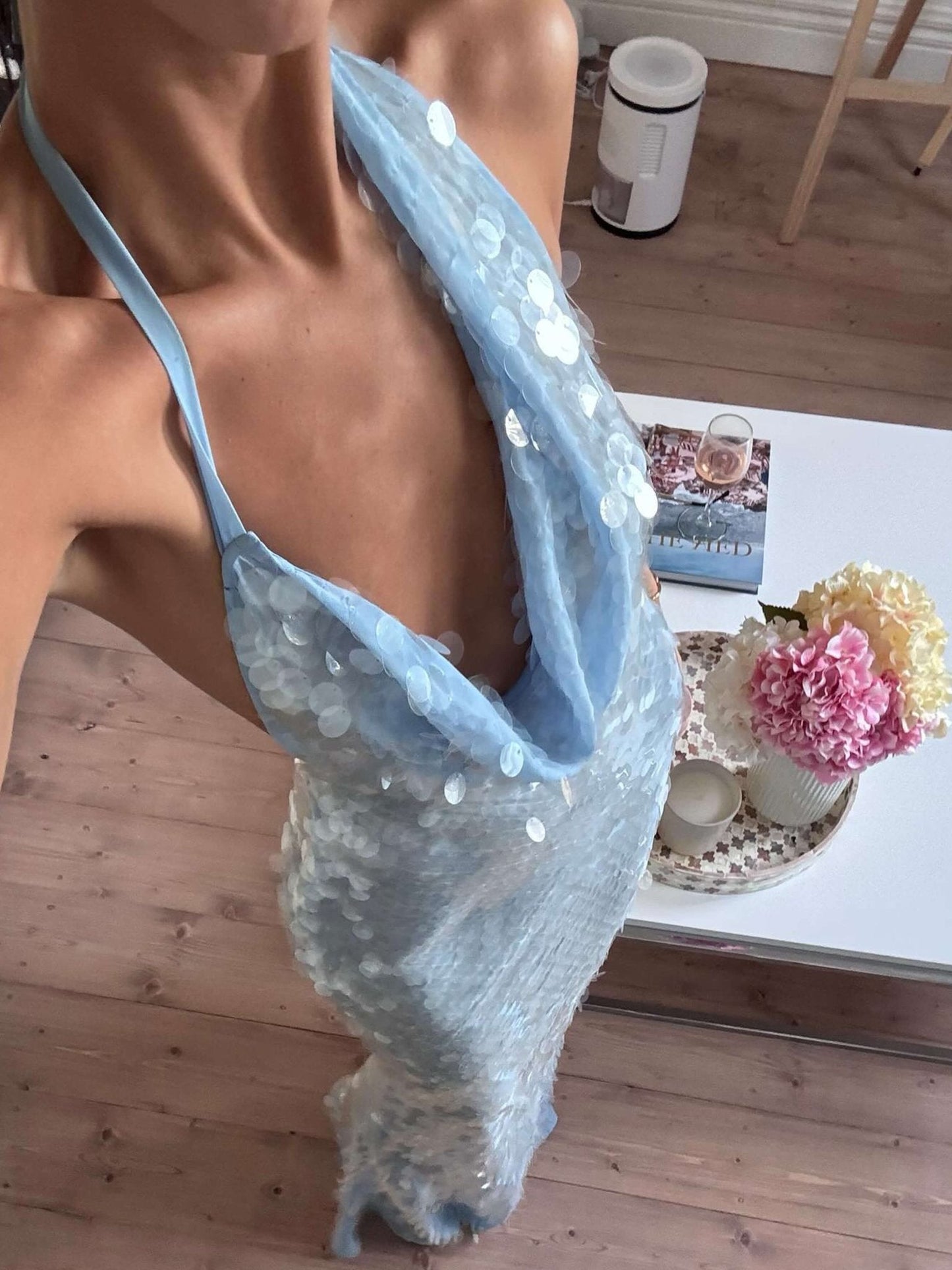 Blauw Glitter Maxi Gala Jurk met Halternek en Watervalhals