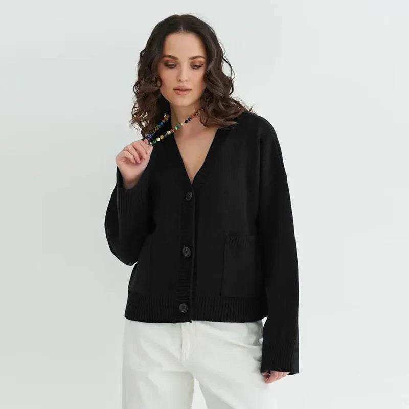 Zachte Gebreide Cardigan Dames Oversized met V Hals Knoopsluiting en Zakken
