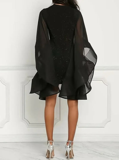 Mini Glitter Feestjurk Met Wijdvallende Mesh Mouwen En Getailleerde Pasvorm