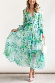 Estelle - Bloemen wikkel jurk met zomerse print