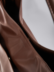 Minimalistisch vegan leer hobo schoudertas