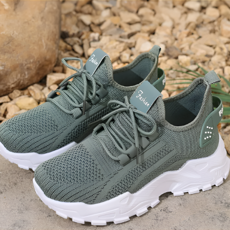 Sportowe lekkie damskie sneakersy z grubą podeszwą