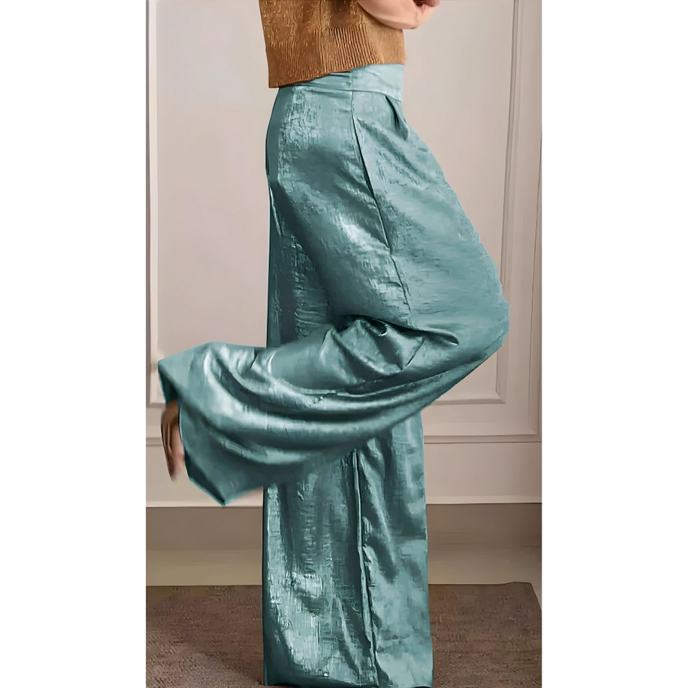 Elegante Broek Met Gouden Details En Wijde Pijpen