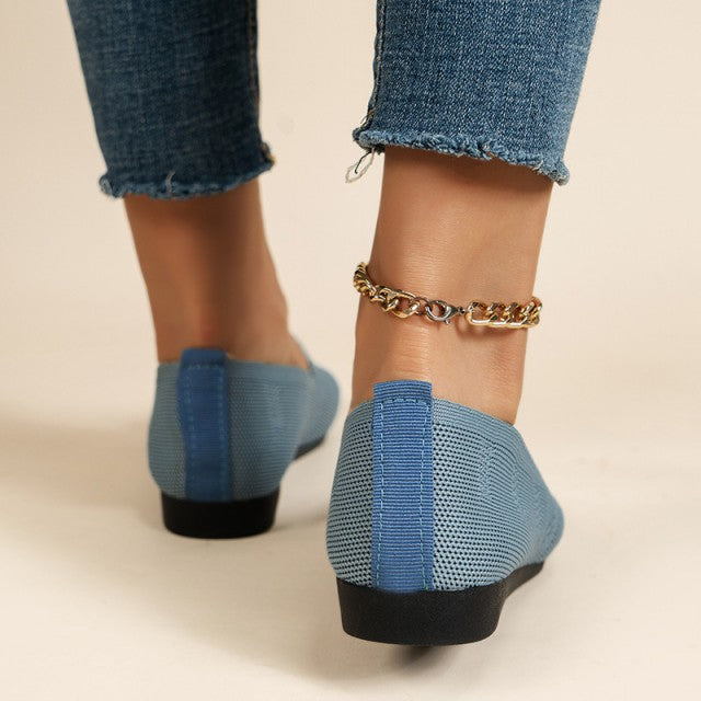 Lightweight Slip-Ons with Breathable Mesh for Women