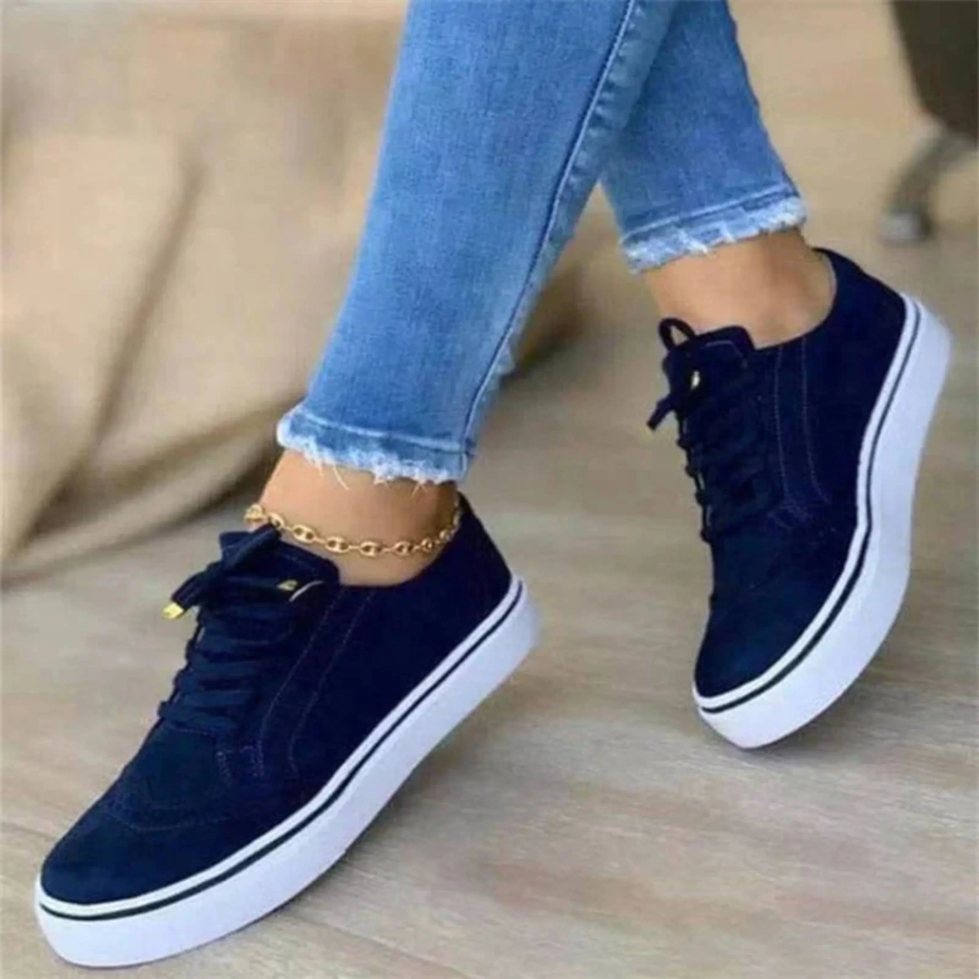 Stylish Brogue Sneakers with Platform Sole and Laces for Women