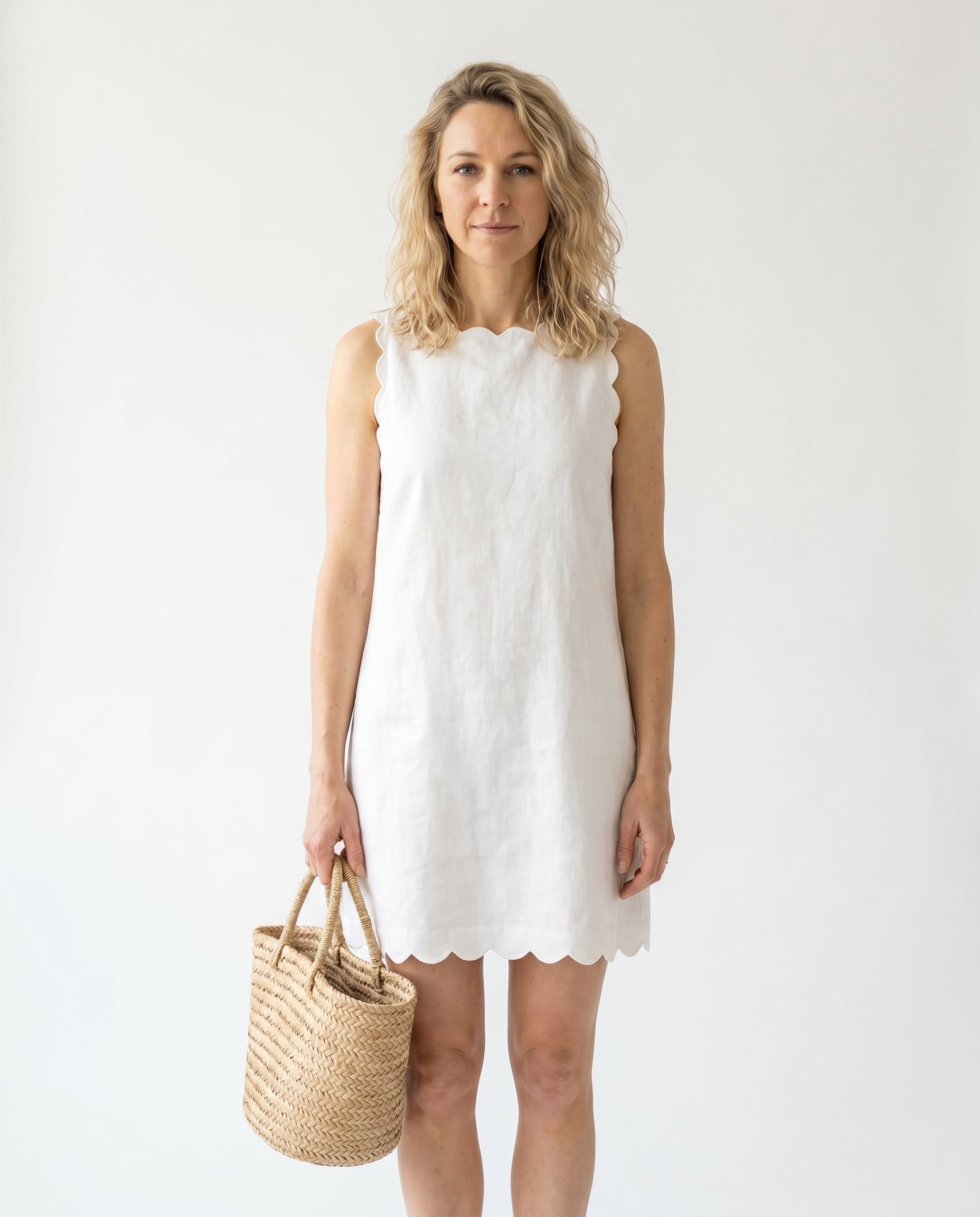 lacey-mouwloze-mini-jurk-wit-1
