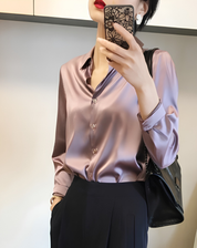 Women's Chic Blouse with Long Sleeves for an Elegant Fit
