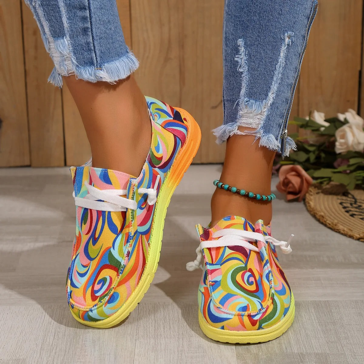 Mocassins légers pour femmes avec imprimé coloré et lacets