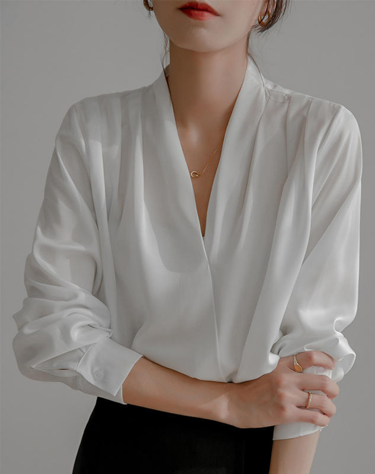 Satijnen Wikkelblouse Met V Hals En Pofmouwen Voor Dames