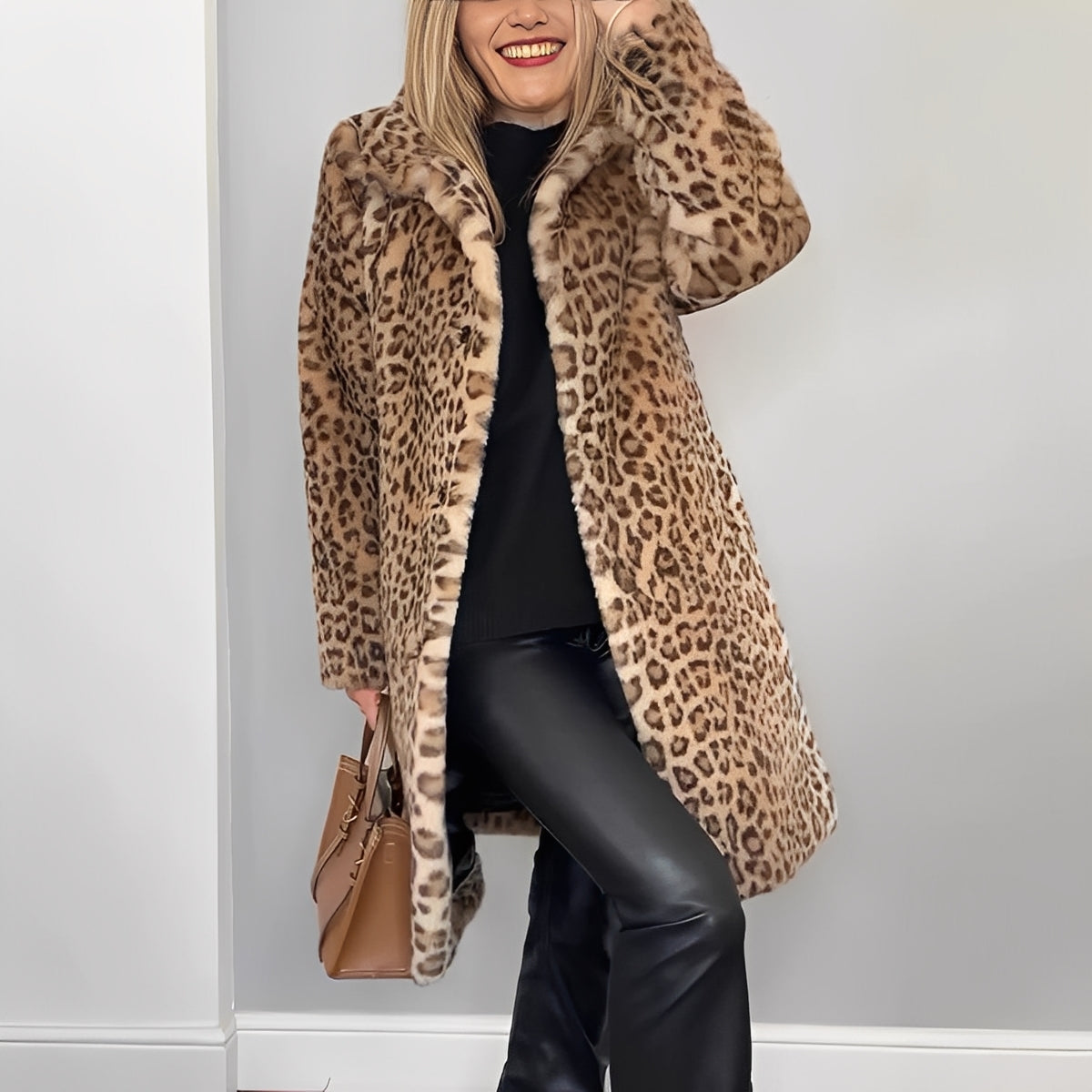 Dames Chique Lange Winterjas met Luipaardprint en Grote Kraag