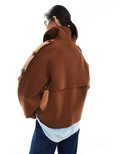 Korte Pea Coat voor Dames met Hoge Kraag en Dubbele Knoopsluiting