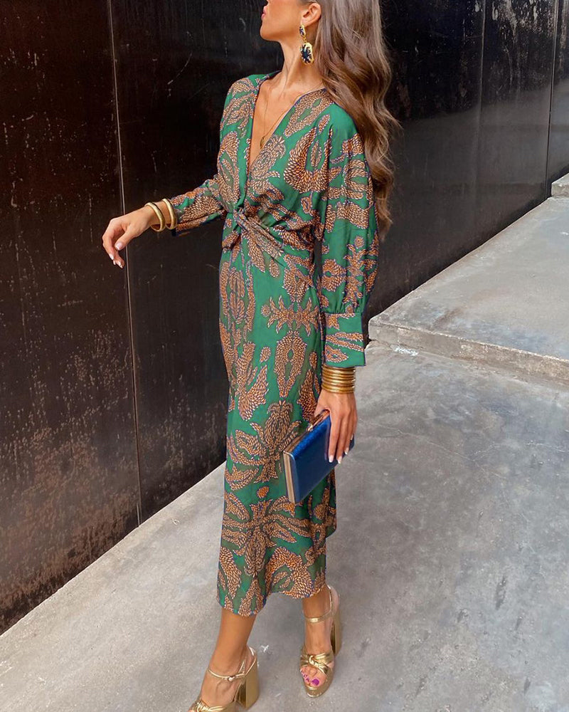 Evi-Lynn - Midi jurk met V-hals en print