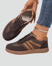 Thirza - Retro sneakers with a casual look