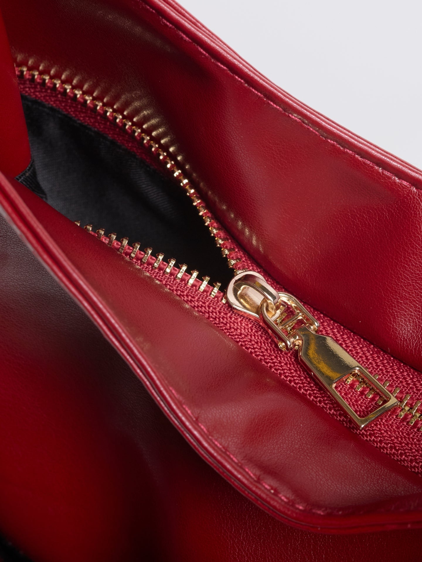 Minimalistisch vegan leer hobo schoudertas