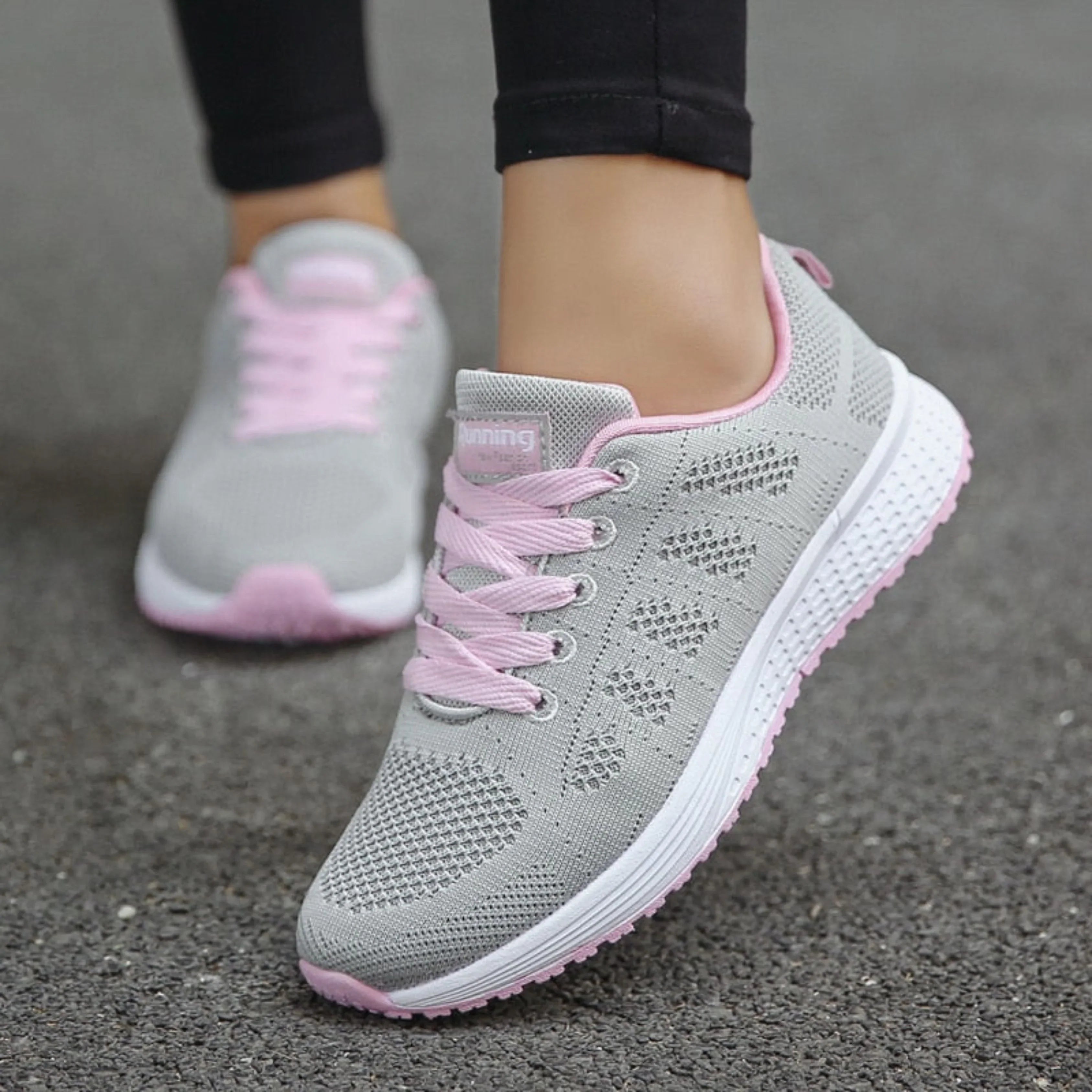 Baskets en mesh sportives pour femmes pour la course à pied et la marche