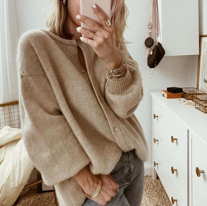 Dames Oversized Cardigan in Beige met Knopen en Verlaagde Schouders Chique
