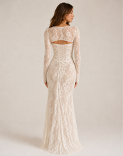 Robe de soirée maxi en dentelle pour femmes avec manches longues et silhouette élégante
