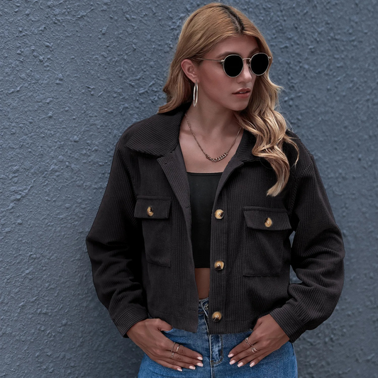 Dames Ribfluwelen Cropped Jas Met Knoopsluiting