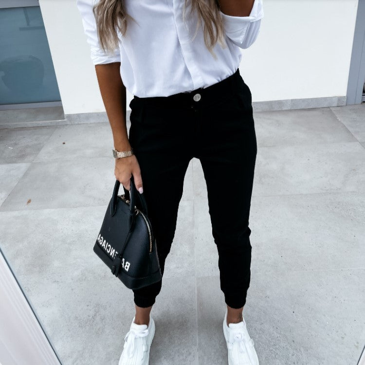 Stylowe spodnie chino z wysokim stanem