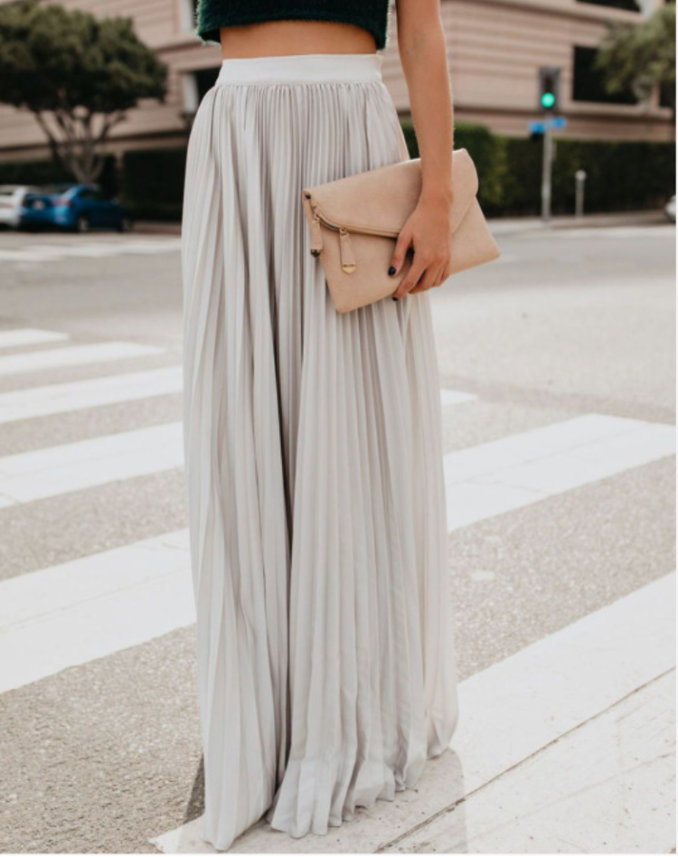Stylish Pleated Skirt with High Waist and Flowy Fit