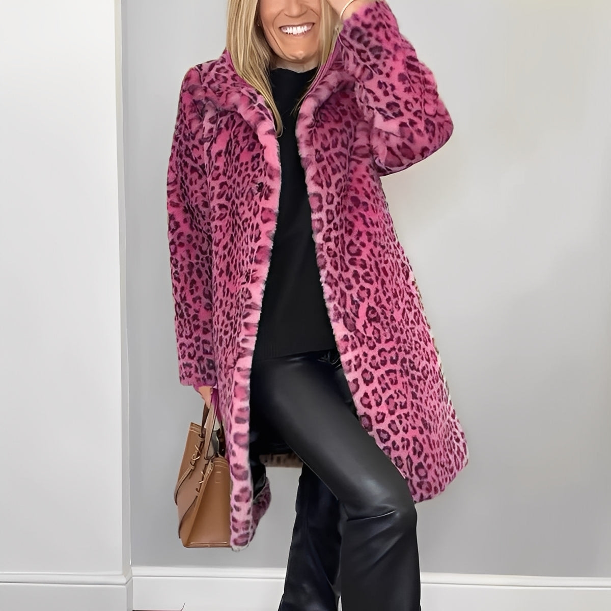 Dames Chique Lange Winterjas met Luipaardprint en Grote Kraag