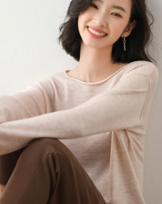 Pull finement tricoté pour femmes avec col rond, doux et confortable