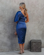 Cocktailjurk Met One Shoulder En Gedrapeerde Midi Rok