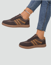Thirza - Retro sneakers with a casual look