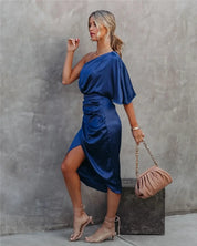 Cocktailjurk Met One Shoulder En Gedrapeerde Midi Rok