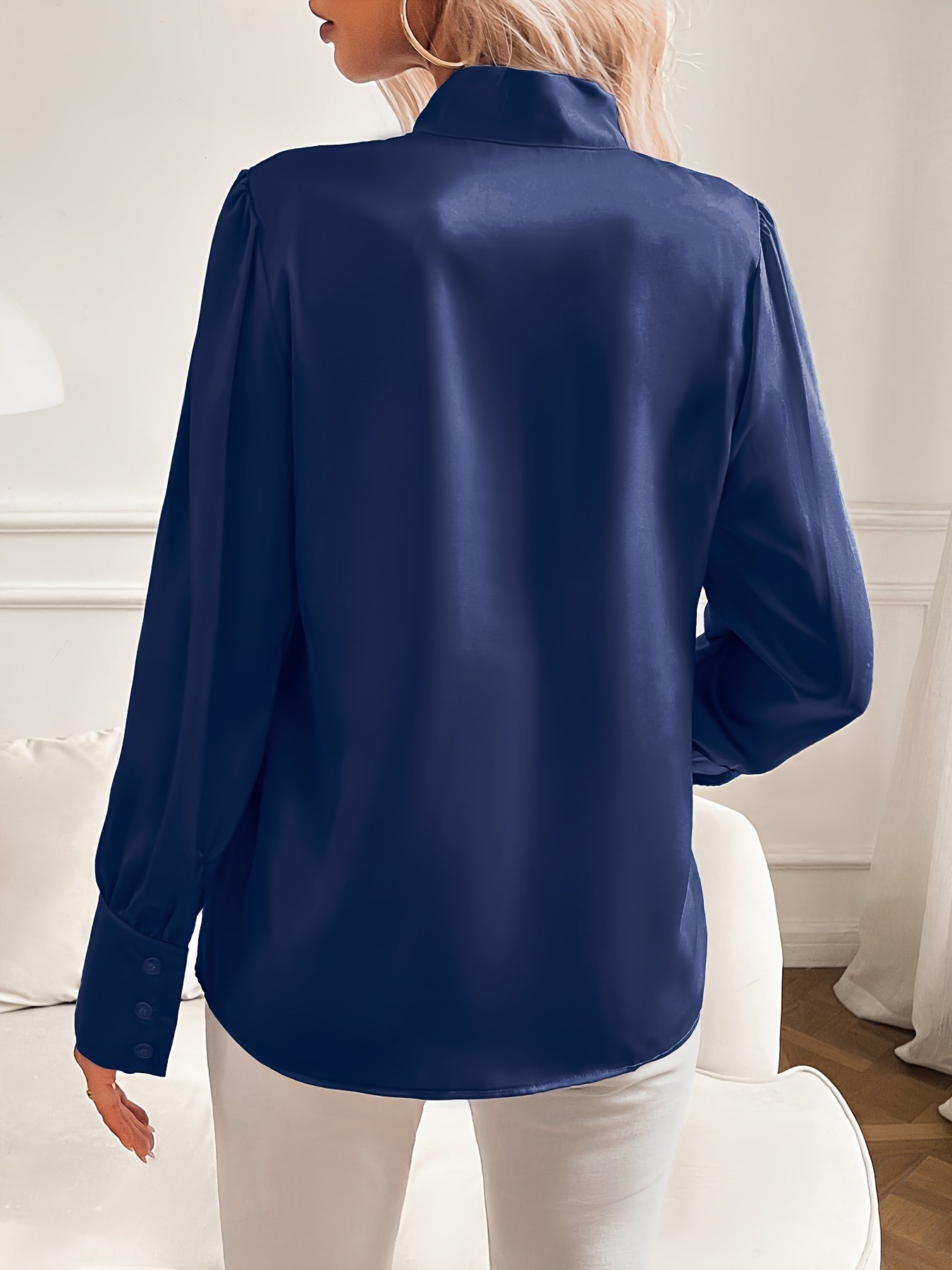 Elegante Dames Blouse met Strikdetail en Lange Mouwen