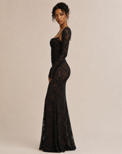 Robe de soirée maxi en dentelle pour femmes avec manches longues et silhouette élégante