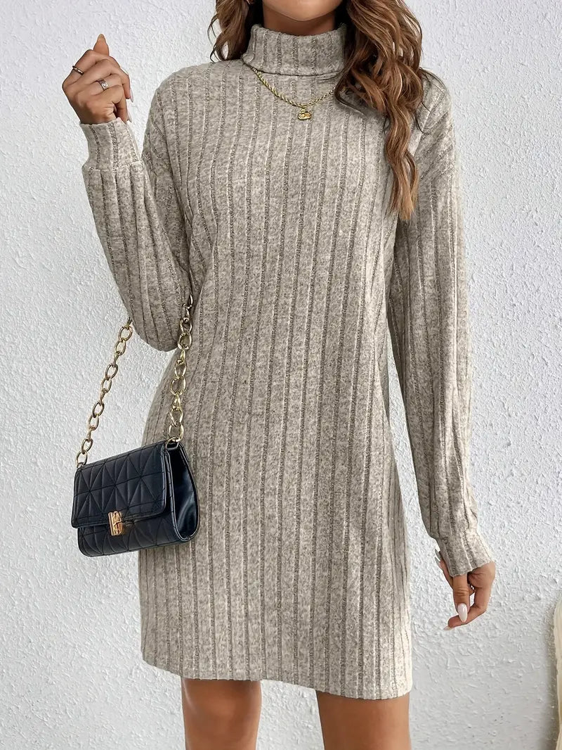 Robe pull mini côtelée tendance pour femmes avec col roulé et manches longues