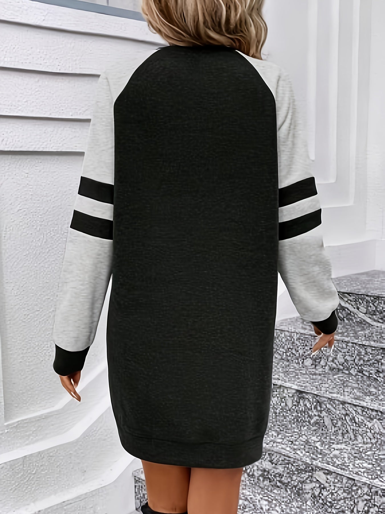 Sportieve Tweekleurige Mini Sweaterjurk Voor Dames Met Lange Mouwen