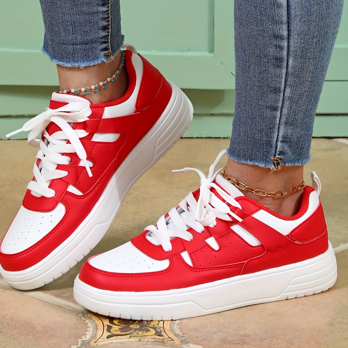 Trendy Women's Sneakers with Comfortable Fit for Everyday