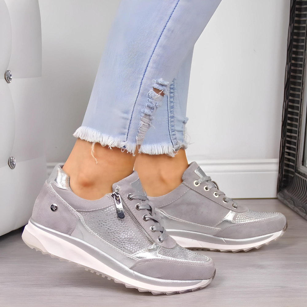 Sportowe sneakersy z zamkiem i sznurowadłami dla pań
