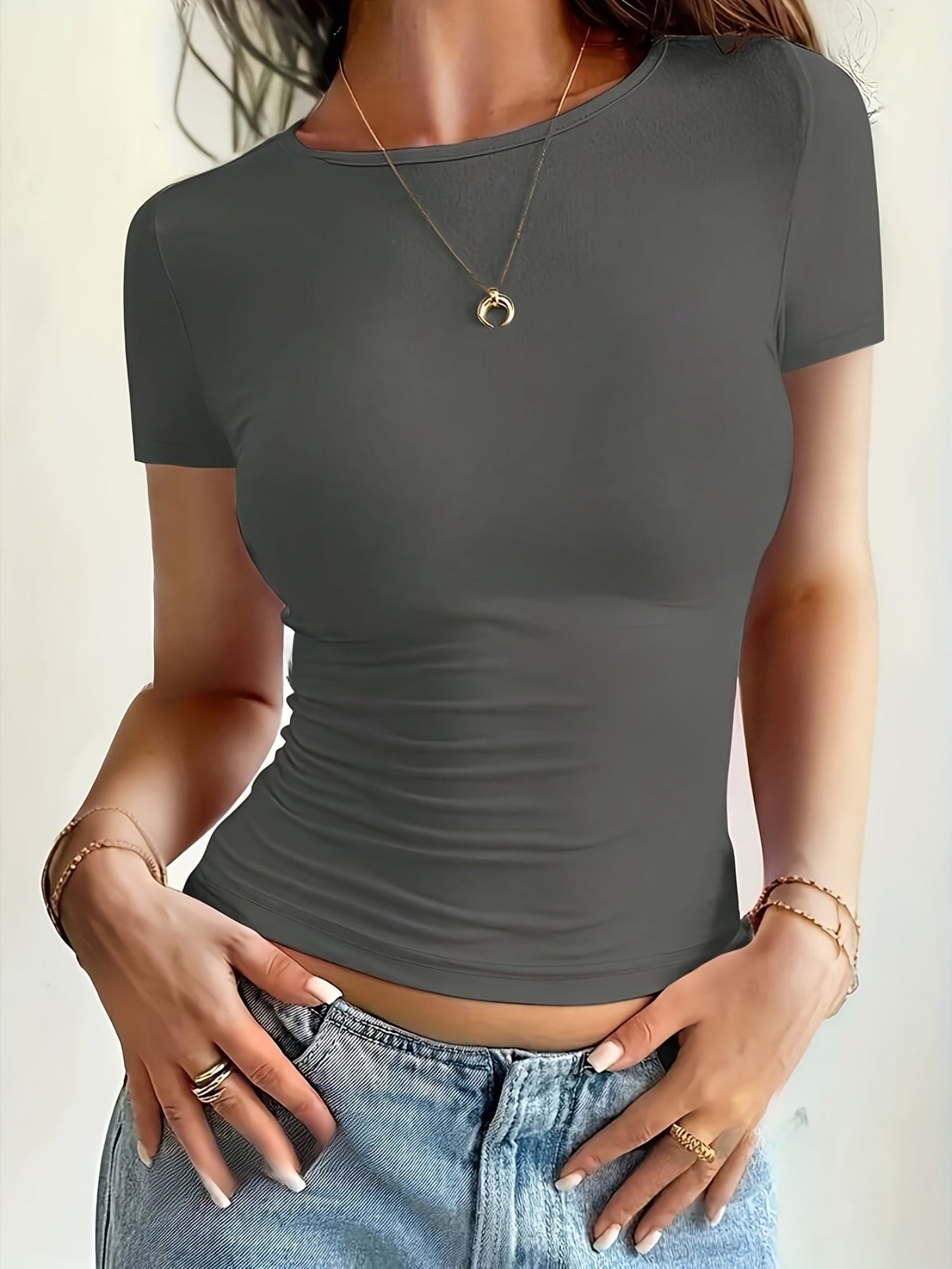 Kyana - Aansluitend basic T-shirt met stretch