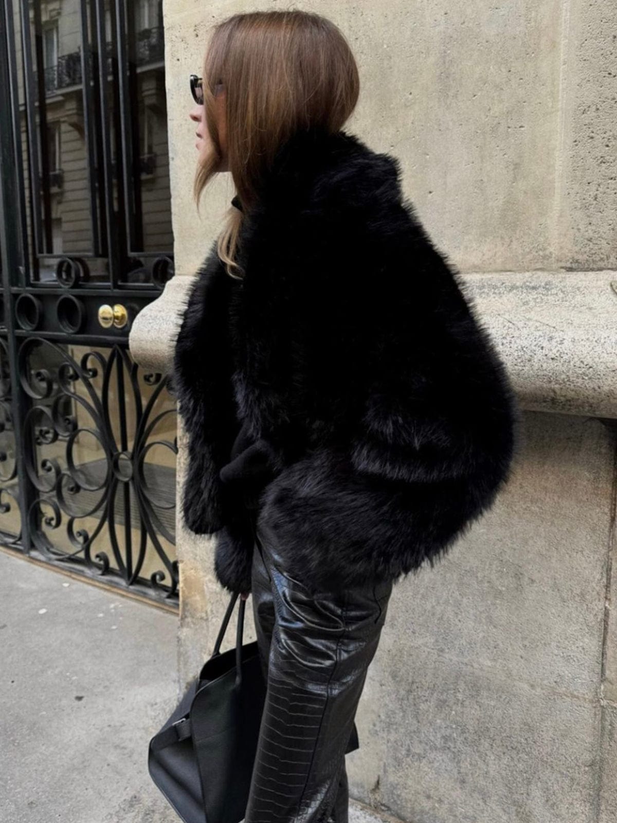 Zwarte Faux Fur Jas Kort Model Warm en Zacht voor Dames