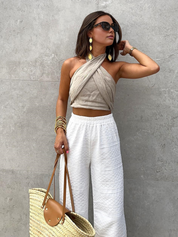 Mette-Rae - Top na szyję z krzyżującymi się ramiączkami