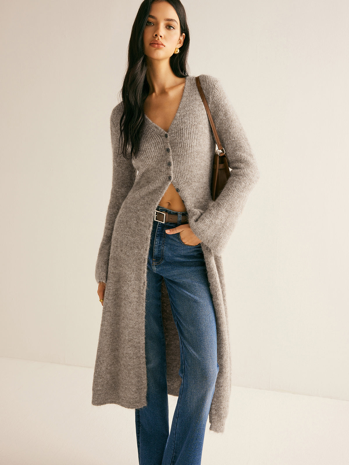 Stijlvolle Geribde Midi Sweaterjurk Voor Dames Met V-Hals En Knoopsluiting