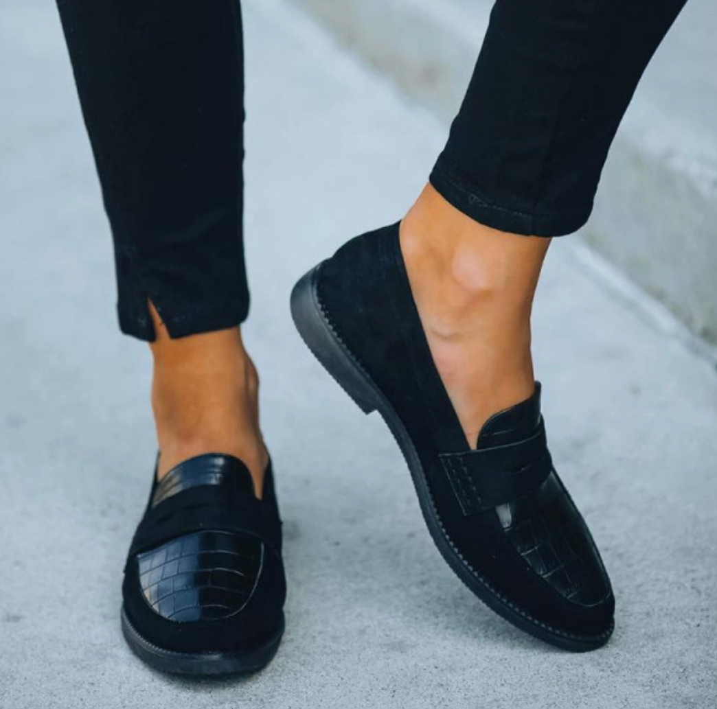 Black Loafers with Croco Leather Look and Comfort Sole