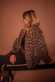 Dames Trendy Bomberjack met Luipaardprint en Elastische Taille