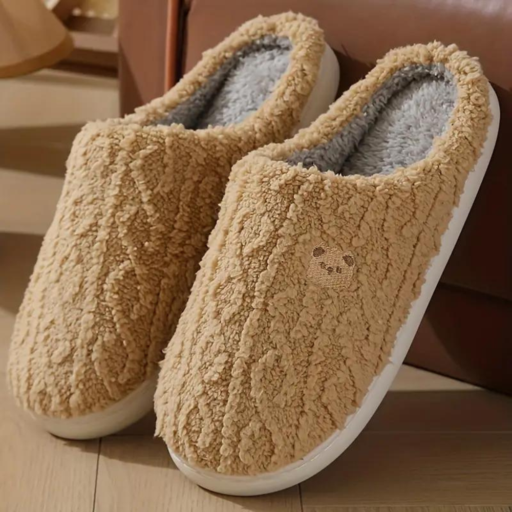 Chaussons d'hiver chauds pour femmes avec semelle douce