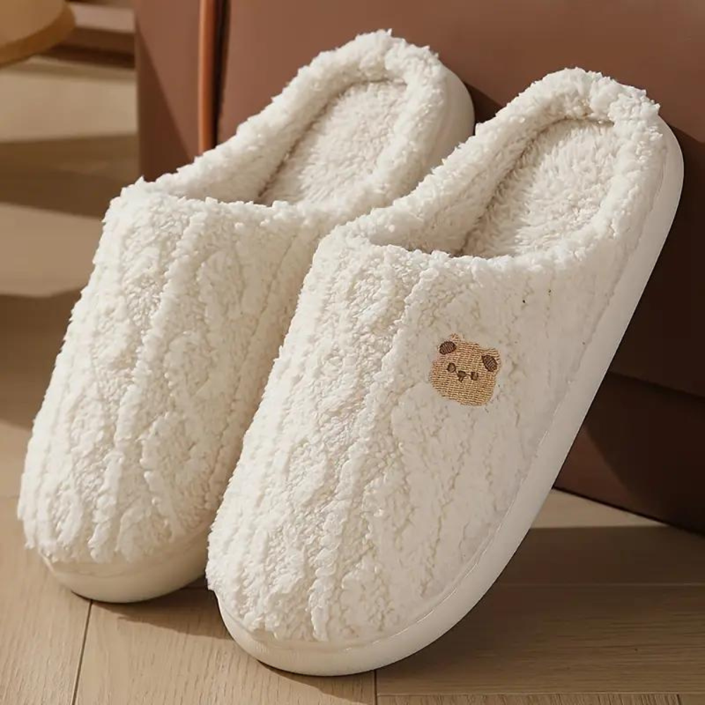 Chaussons d'hiver chauds pour femmes avec semelle douce