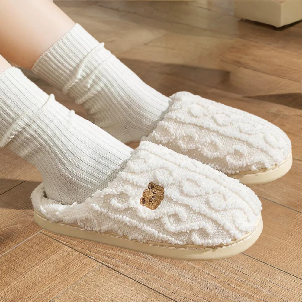 Chaussons d'hiver chauds pour femmes avec semelle douce