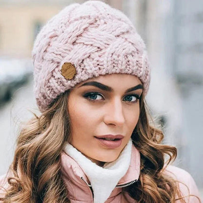 Warme Kabelgebreide Wintermuts Voor Vrouwen