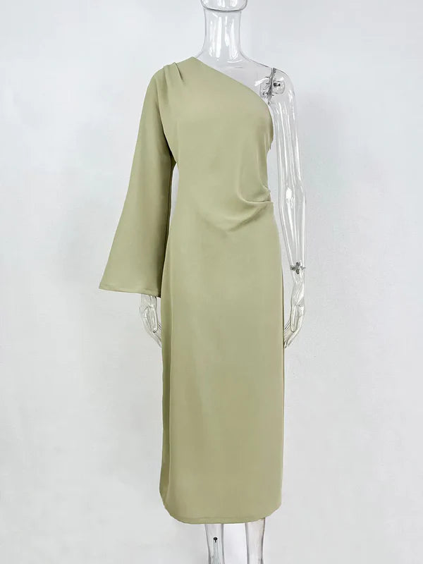 Zara - sukienka maxi na jedno ramię o eleganckim kroju
