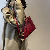Sac à bandoulière fantaisie pour femme avec pendentif lapin et fermeture éclair